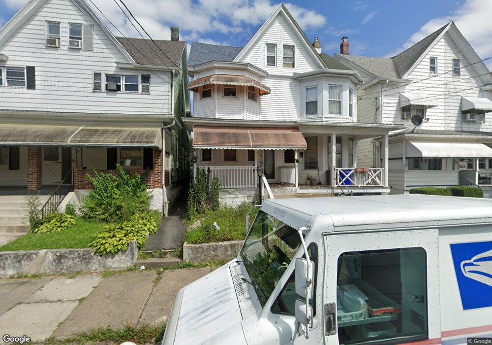 713 N Locust St, Hazleton, PA 18201 - photo 1