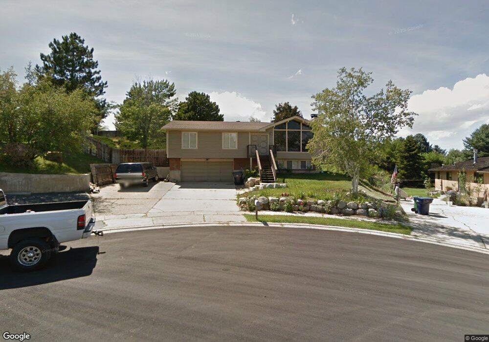 9124 S Quail Creek Cir, Sandy, UT 84094 - photo 1