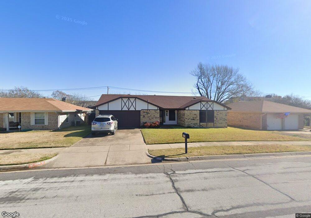 5616 Newman Dr, North Richland Hills, TX 76180 - photo 1