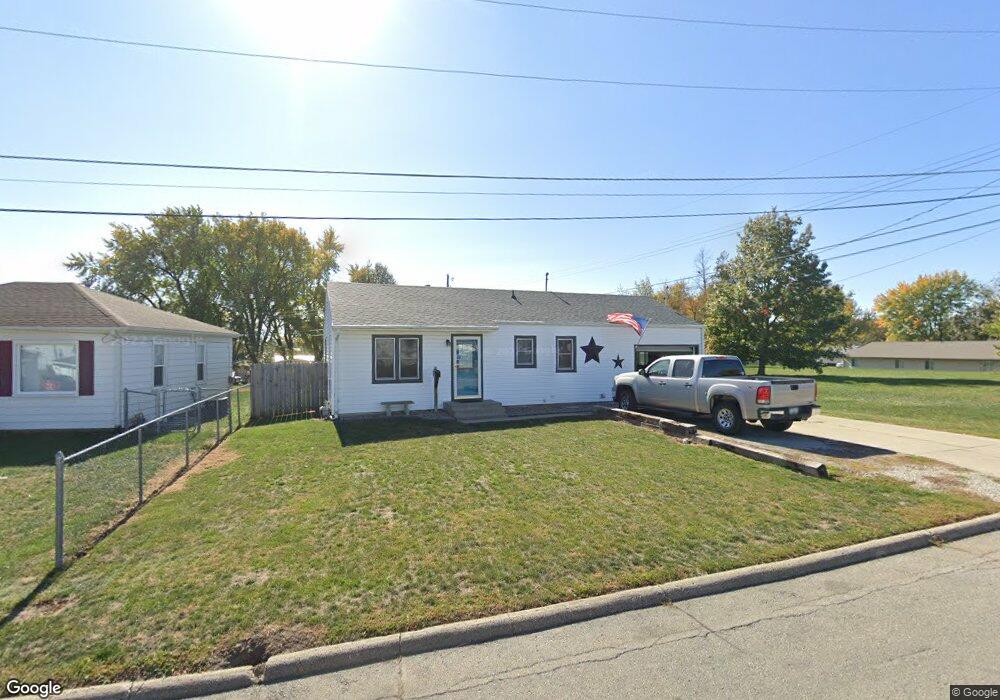 1505 N 2nd Ave E, Newton, IA 50208 - photo 1