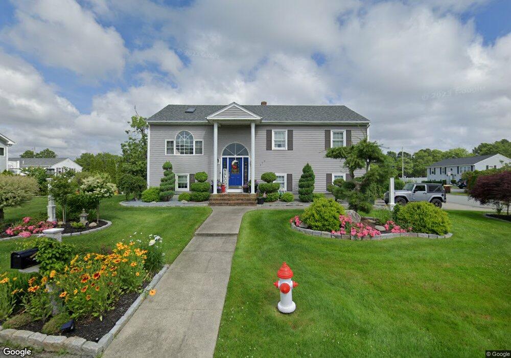 175 Montgomery Cir, Fall River, MA 02720 - photo 1