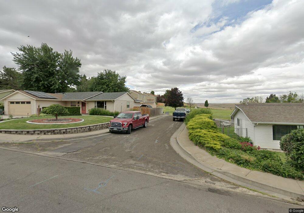 1834 SW Runnion Place, Pendleton, OR 97801 - photo 1