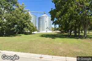 232 State St E, Emmons, MN 56029