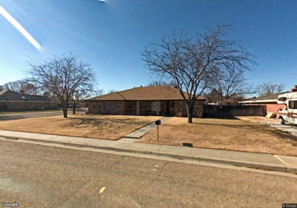 912 Bennett Dr, Dumas, TX 79029 - photo 1