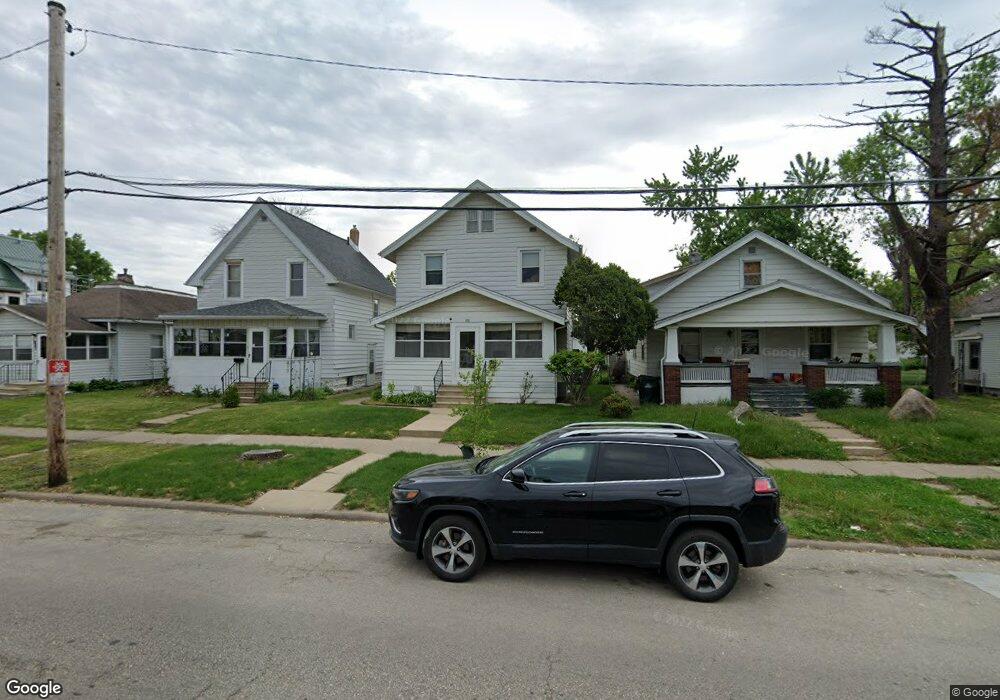 815 15th St SE, Cedar Rapids, IA 52403 - photo 1