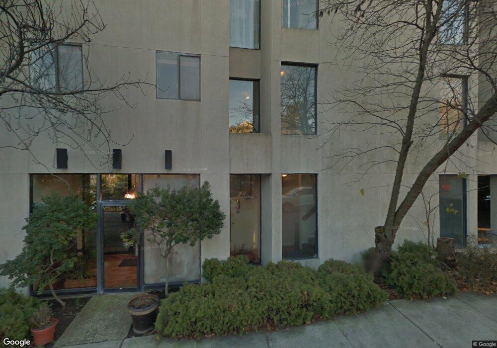 257 Greyrock Place unit 2B, Stamford, CT 06901 - photo 1