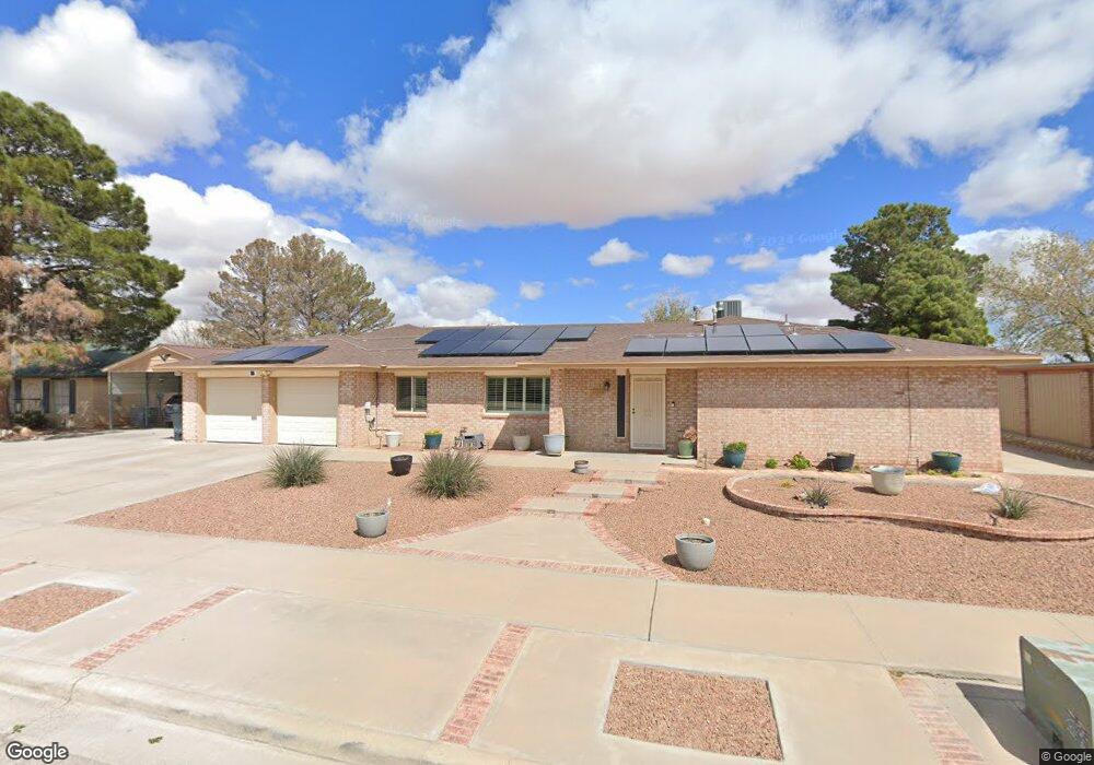 14909 Roslyn Dr, Horizon City, TX 79928 - photo 1