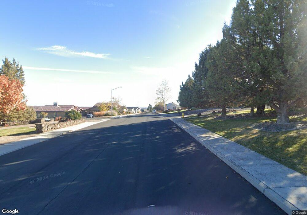 0 SW Hillcrest Ct, Redmond, OR 97756 - photo 1