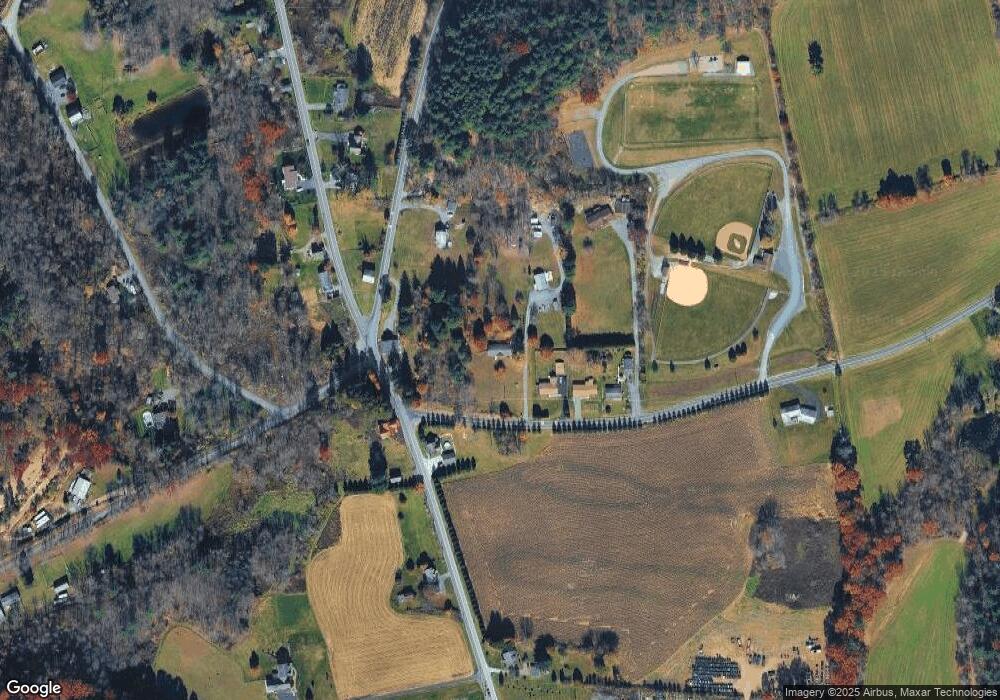 111 Singing Tree Ln, Kunkletown, PA 18058 - photo 1