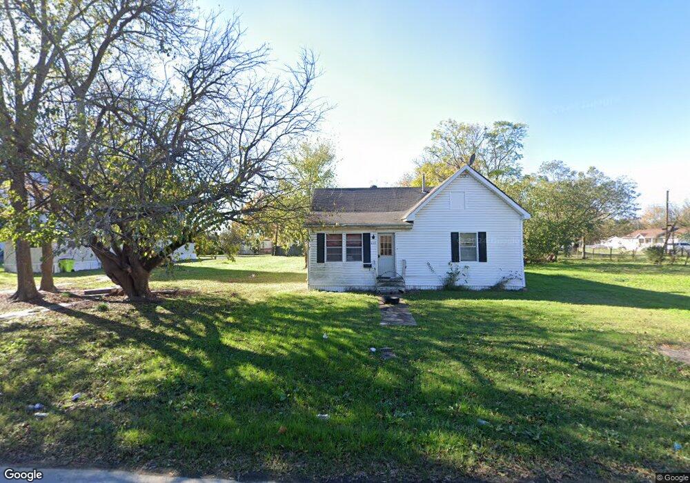 415 N Porter St, Stuttgart, AR 72160 - photo 1