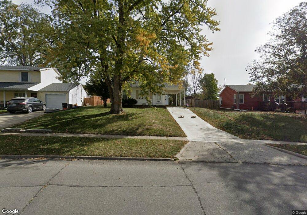 514 E 21st St S, Newton, IA 50208 - photo 1