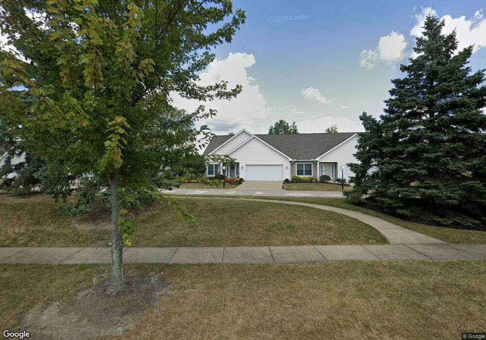 8 Nantucket Cir unit 4, Oberlin, OH 44074 - photo 1