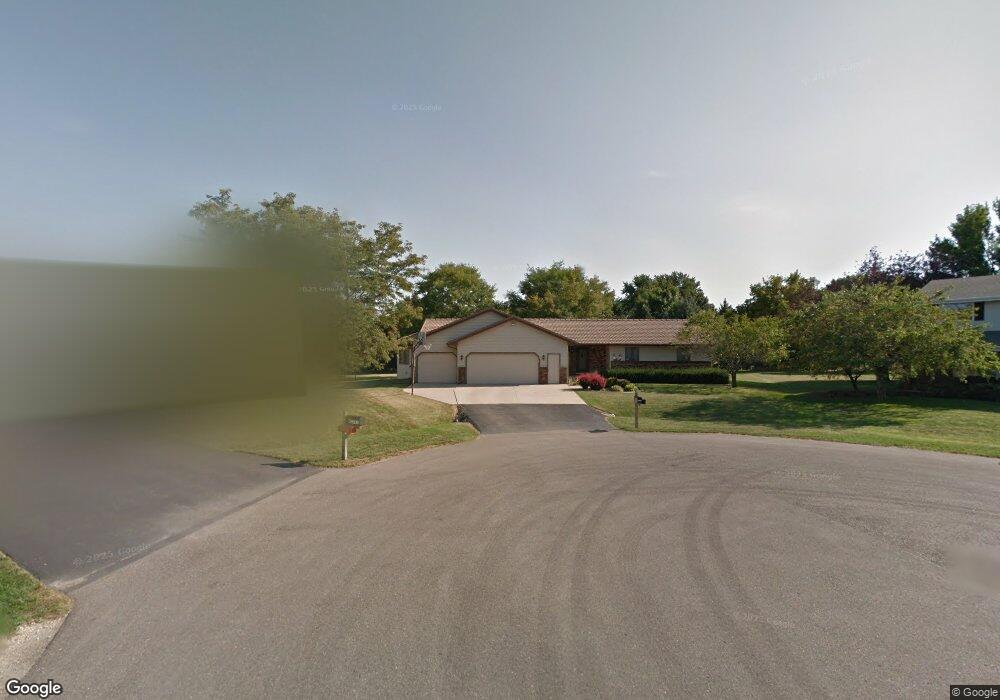 W2794 Ridgeview Ct, Appleton, WI 54915 - photo 1