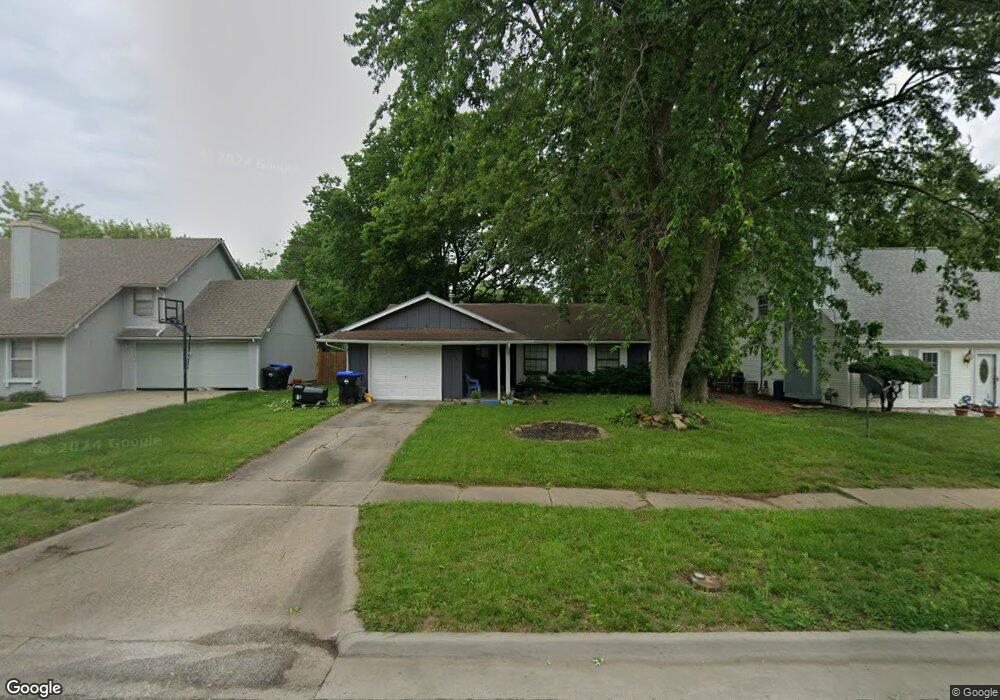 3848 SW Atwood Ave, Topeka, KS 66610 - photo 1