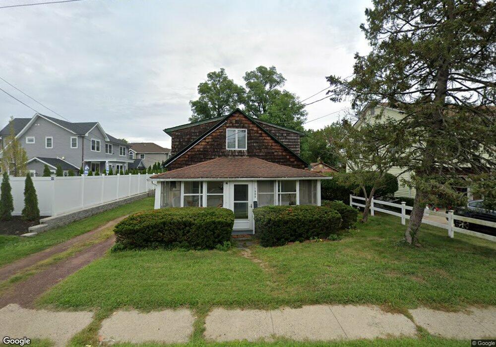 1008 Ocean Rd, Spring Lake, NJ 07762 - photo 1