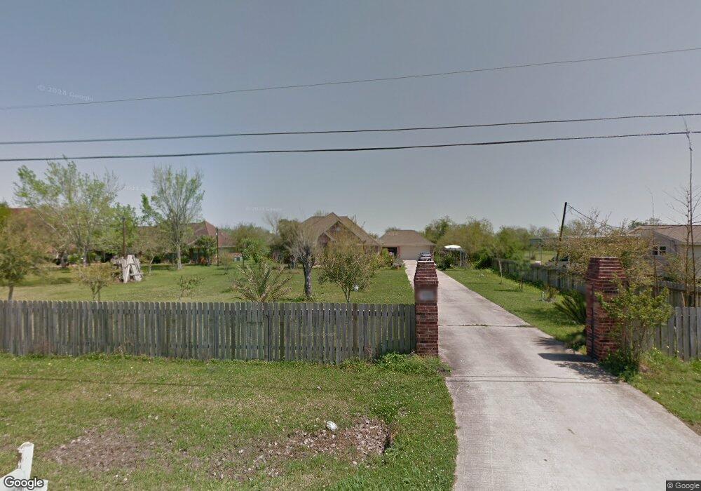 16911 Wellborne Rd, Pearland, TX 77584 - photo 1