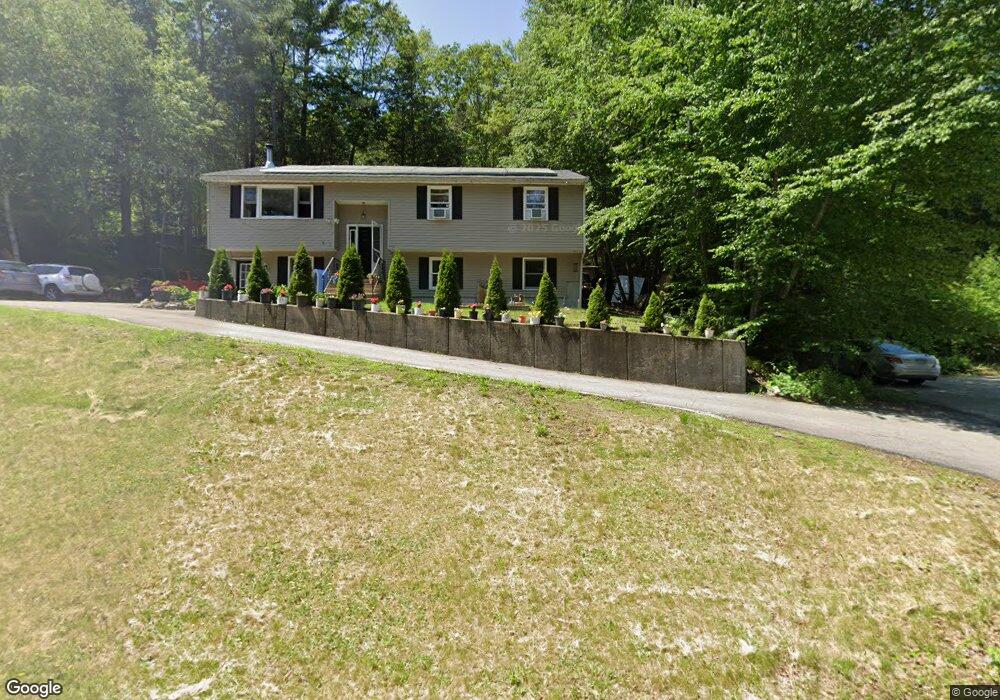 154 1/2 N Shore Rd, Derry, NH 03038 - photo 1