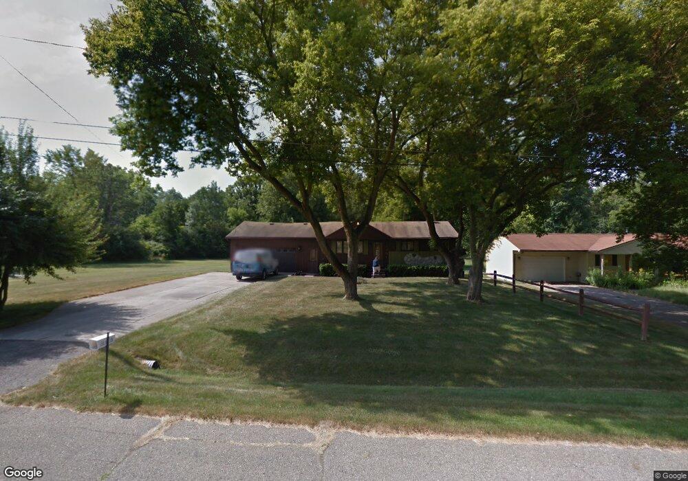 1481 W Humphrey Ave, Flint, MI 48505 - photo 1