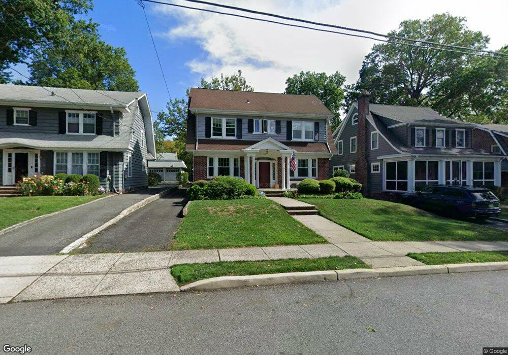 81 Courter Ave, Maplewood, NJ 07040 - photo 1