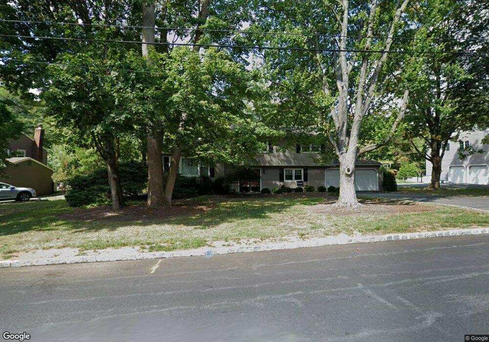 6 Mohawk Dr, Livingston, NJ 07039 - photo 1