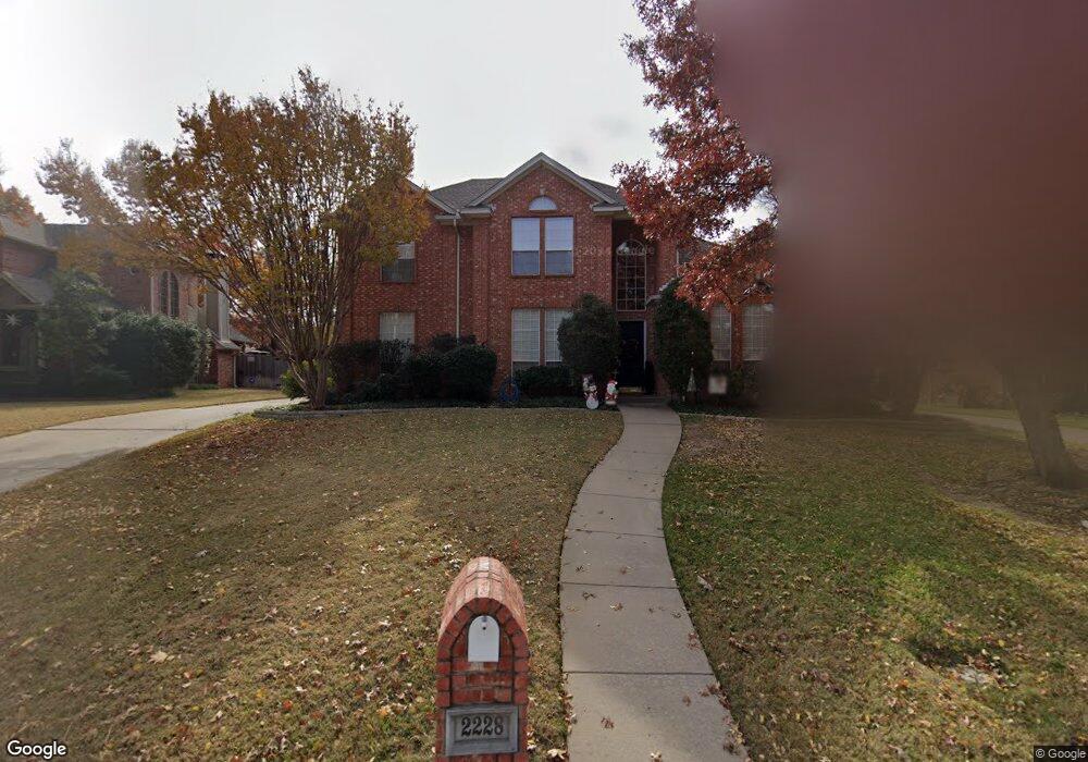 2228 Hollyhill Ln, Denton, TX 76205 - photo 1