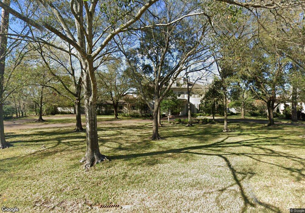 10 Lacewood Ln, Houston, TX 77024 - photo 1