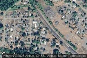 47601 Union St, Oakridge, OR 97463