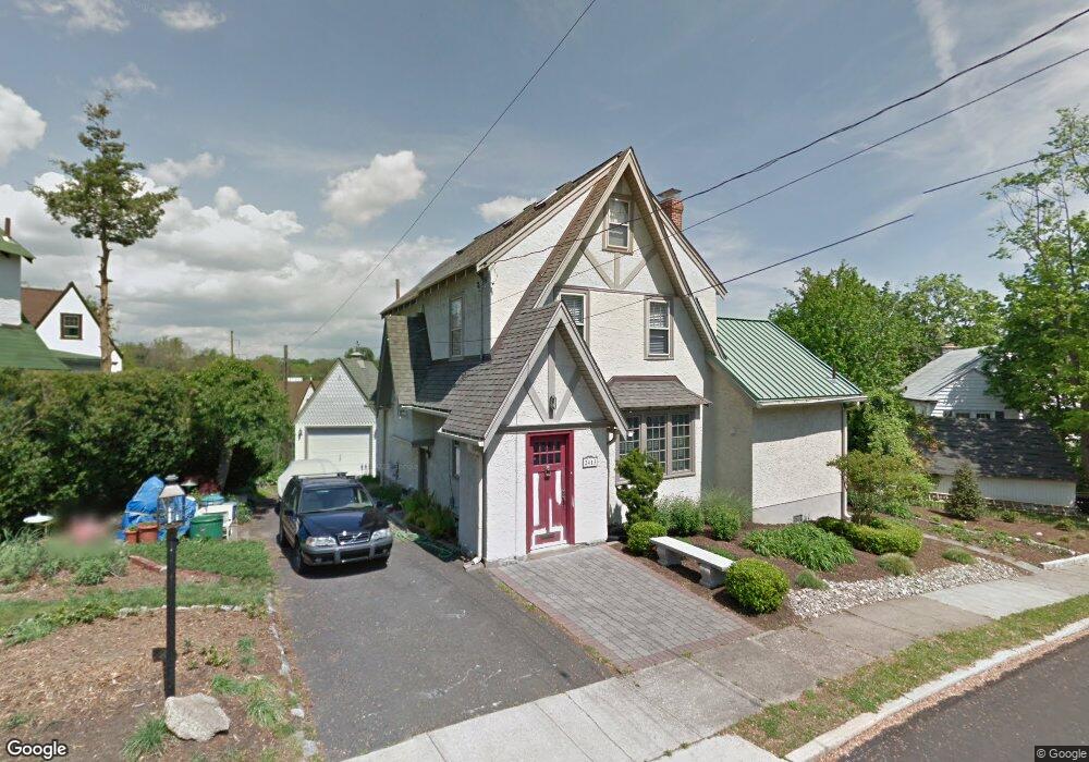 2413 Linden Dr, Havertown, PA 19083 - photo 1