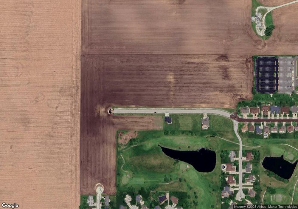 66 Applebee Farm Dr, Jacksonville, IL 62650 - photo 1