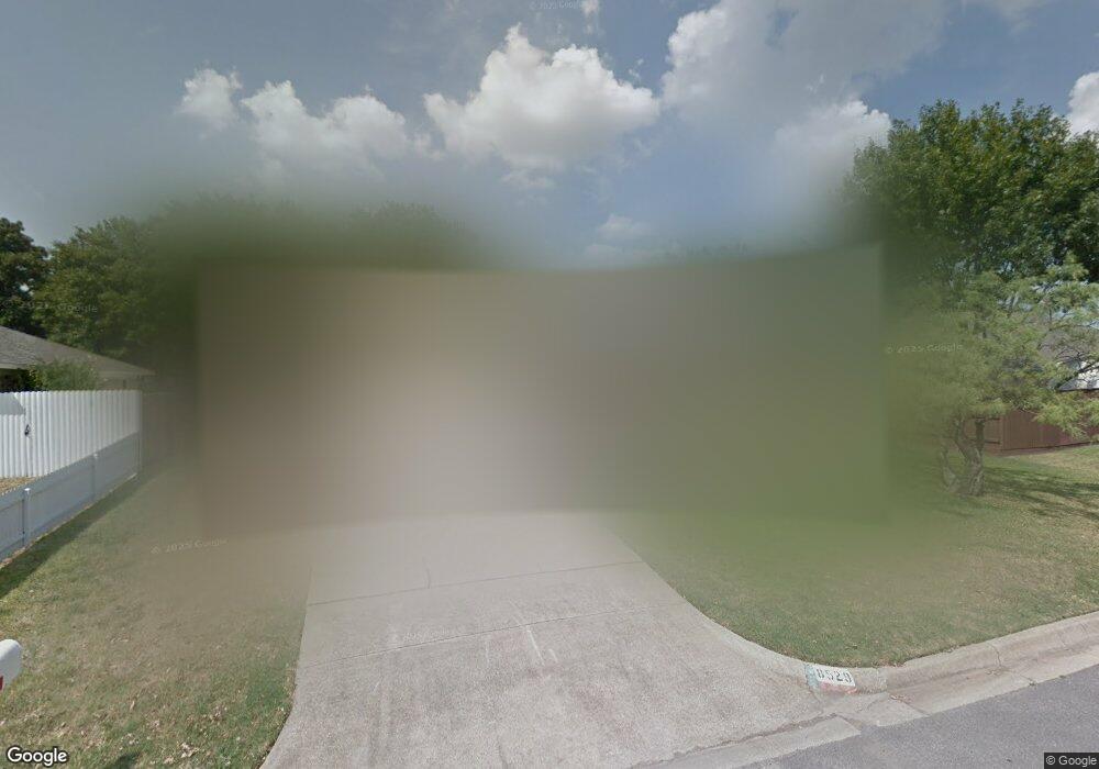 8529 Brookview Dr, North Richland Hills, TX 76182 - photo 1