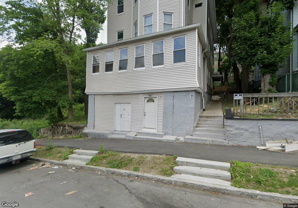 9 Elizabeth St unit 3, Worcester, MA 01605 - photo 1