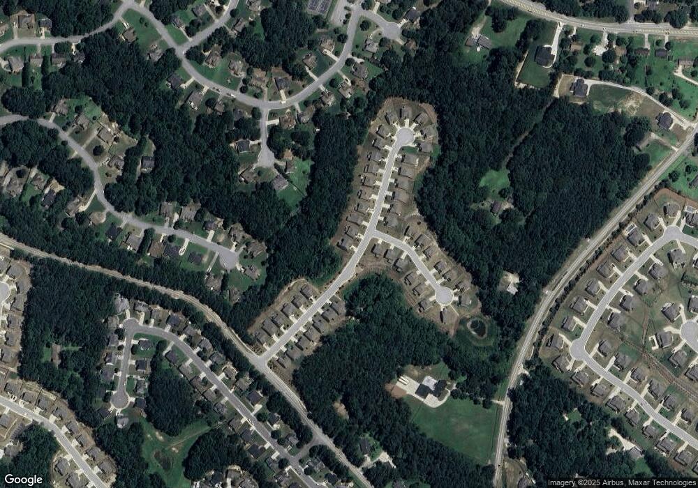 1896 Holman Forest Dr, Hoschton, GA 30548 - photo 1