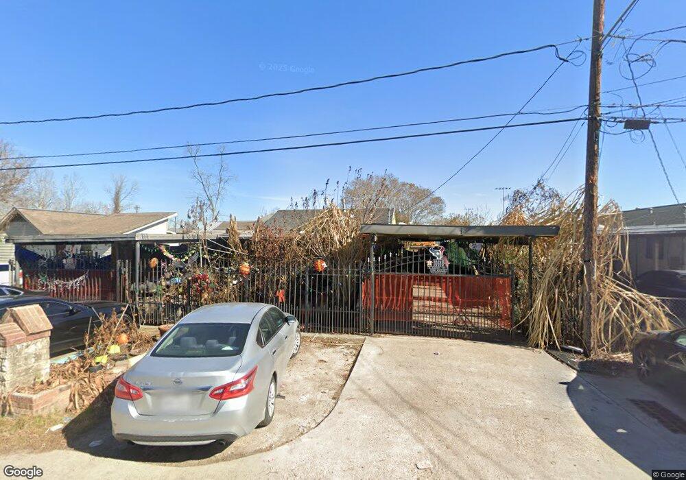 10618 Exeter St, Houston, TX 77093 - photo 1