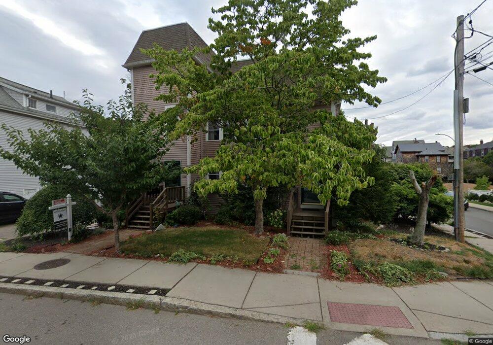 119 Spring St unit 4,0, Watertown, MA 02472 - photo 1