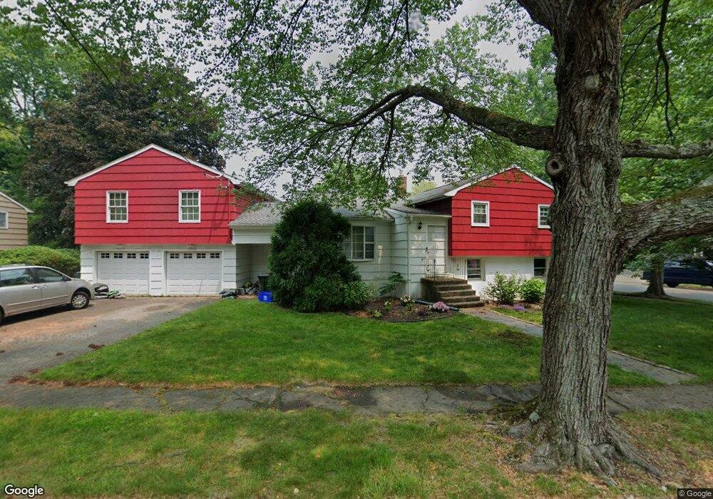 10 Allen Rd, Fairfield, CT 06824 - photo 1