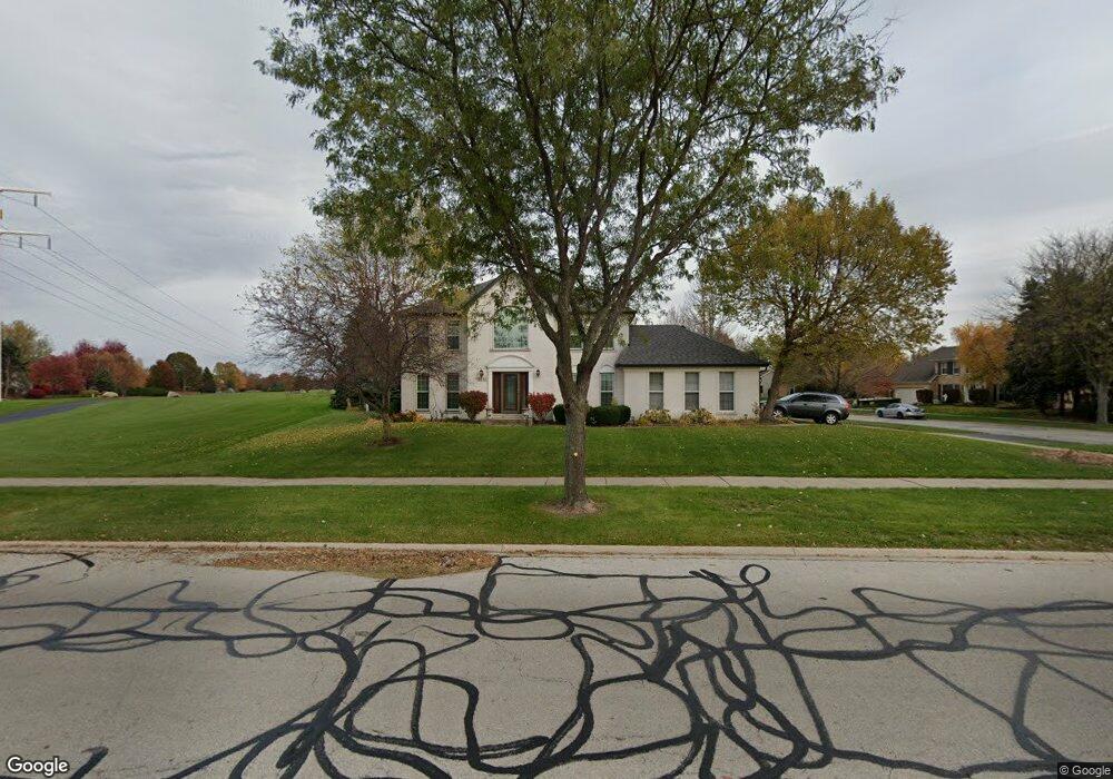 3432 Lawrence Dr, Naperville, IL 60564 - photo 1