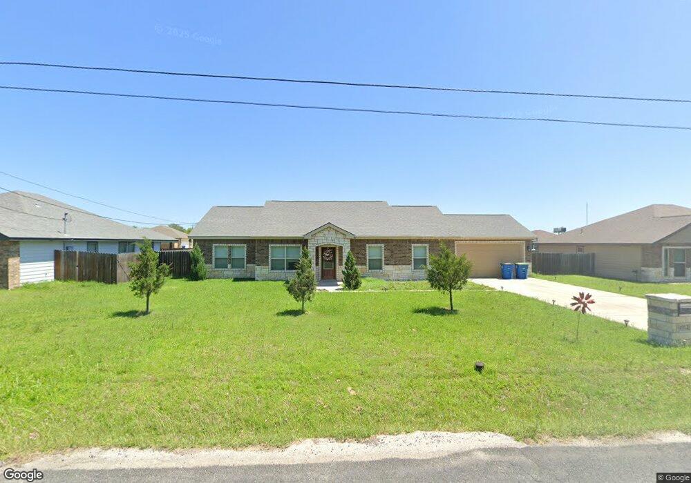 1912 Jones Rd, Beeville, TX 78102 - photo 1