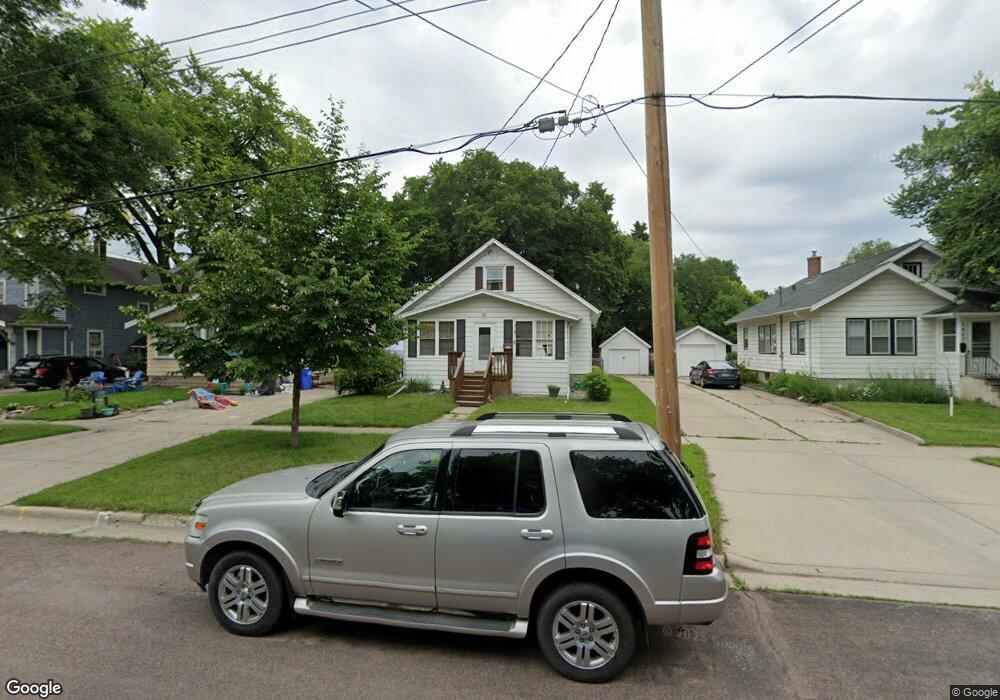 1509 4th Ave S, Fargo, ND 58103 - photo 1