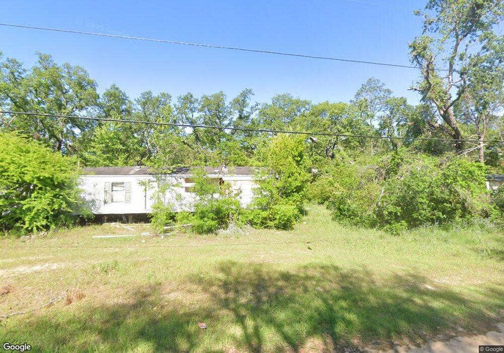 981 Spring Oak St, Douglas, GA 31533 - photo 1