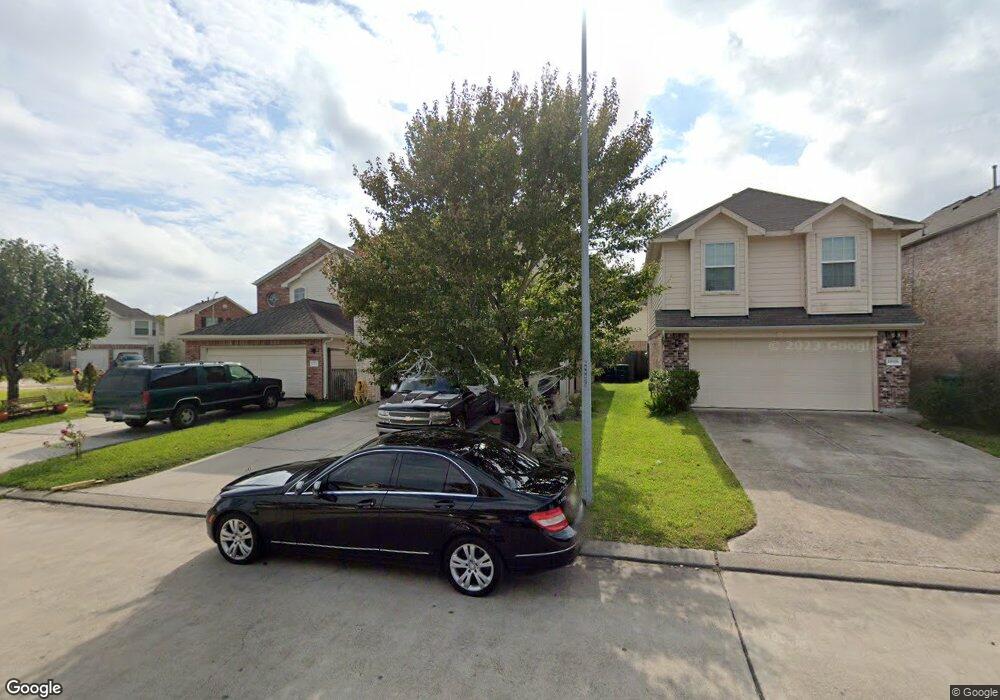 11122 Valley Kings Dr, Houston, TX 77089 - photo 1