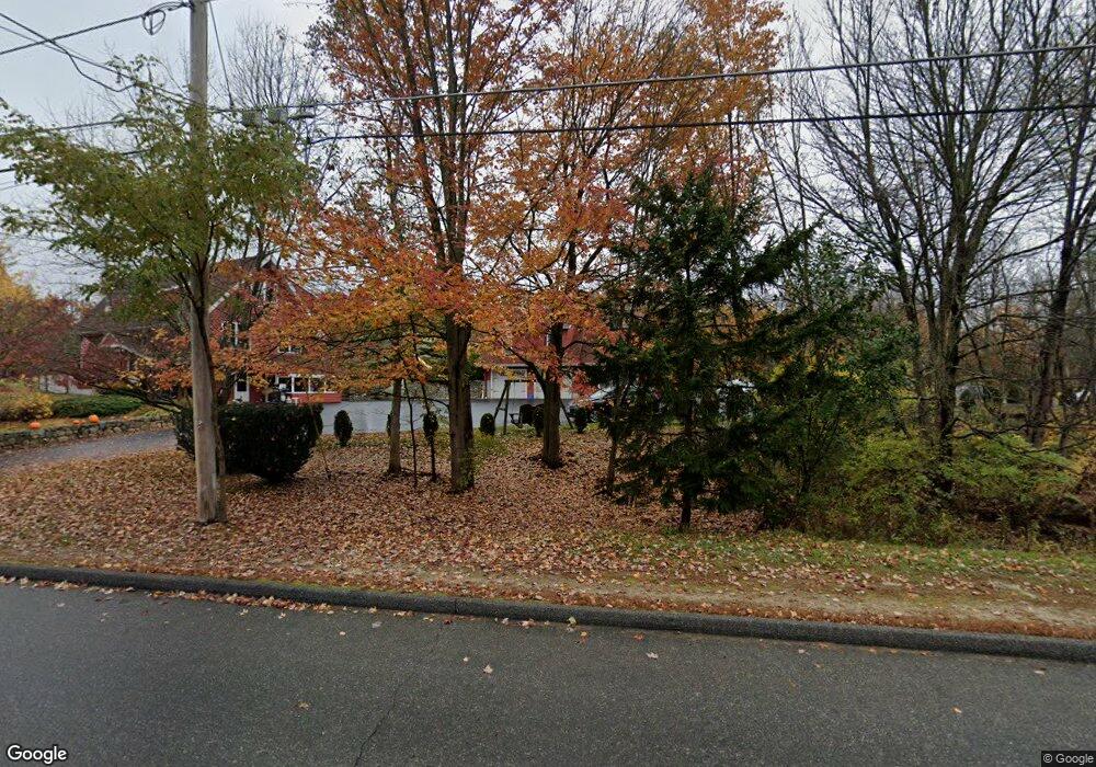 38 West St, Uxbridge, MA 01569 - photo 1