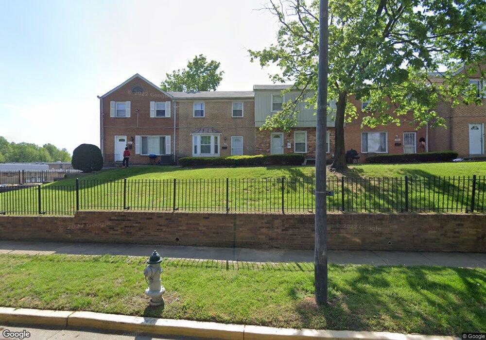 1925 Addison Rd S unit 1925, District Heights, MD 20747 - photo 1
