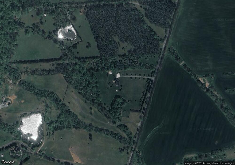 22003 Tail Race Rd, Aldie, VA 20105 - photo 1