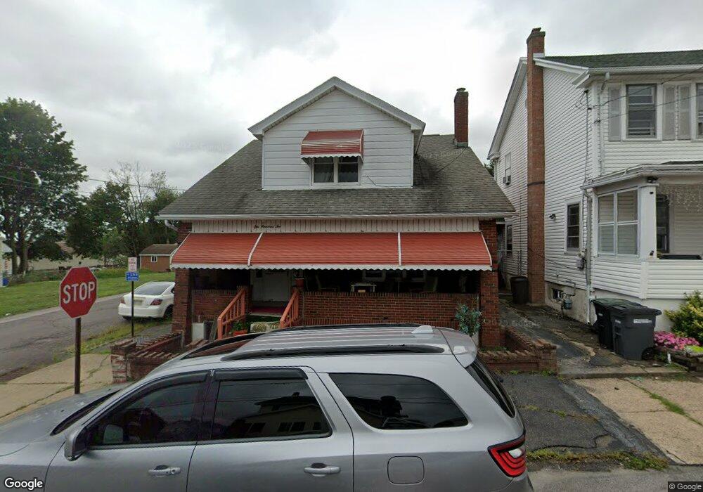 602 Garfield St, Hazleton, PA 18201 - photo 1