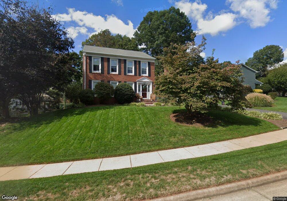 3630 Great Laurel Ln, Fairfax, VA 22033 - photo 1