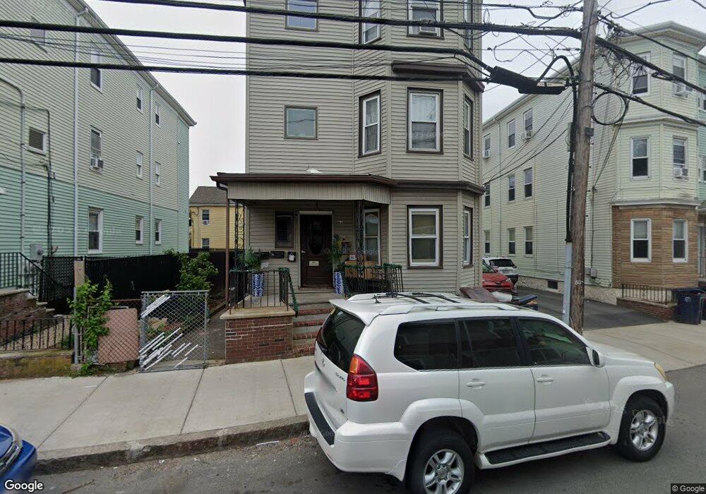 61 Nichols St unit 3, Everett, MA 02149 - photo 1