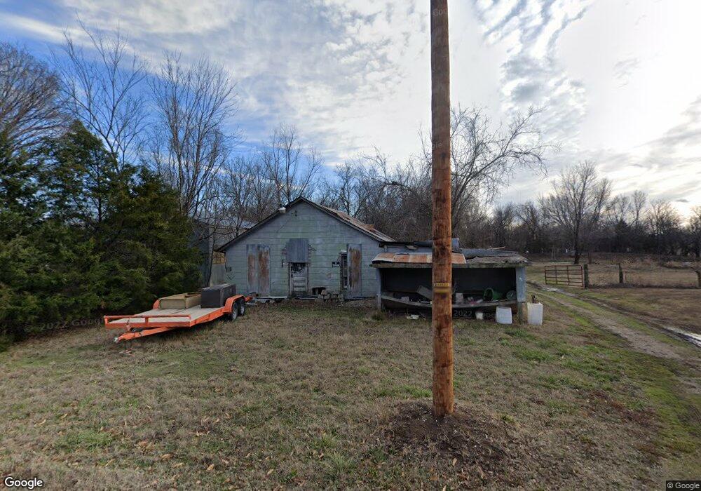2800 Elm Ave, Parsons, KS 67357 - photo 1