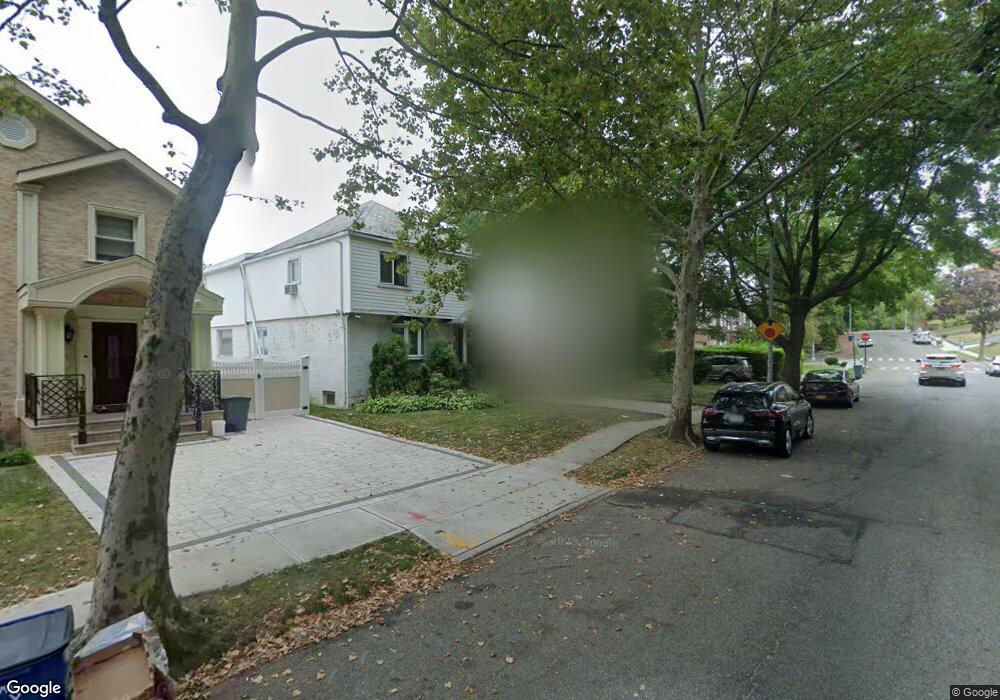 18257 80th Dr, Jamaica, NY 11432 - photo 1