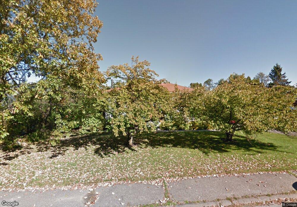 860 Salem Rd, Yorktown Heights, NY 10598 - photo 1