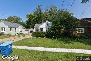 102 5th St, Carbon Cliff, IL 61239